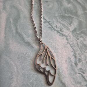 Elegant Silver Wing Pendant Necklace